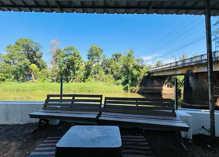 Alappattu Meadows