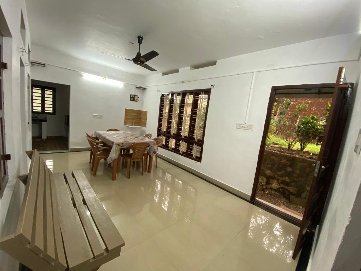 Alappattu Meadows Apartment *